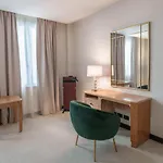 Отель Western Le Picardy & 4*