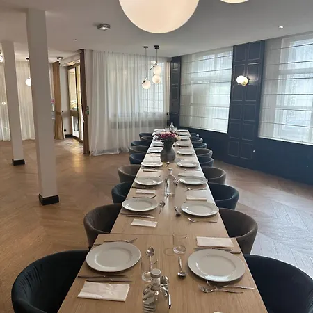 Western Le Picardy 4*