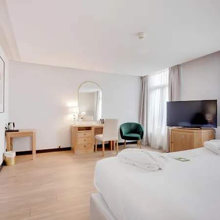 Western Le Picardy & 4*