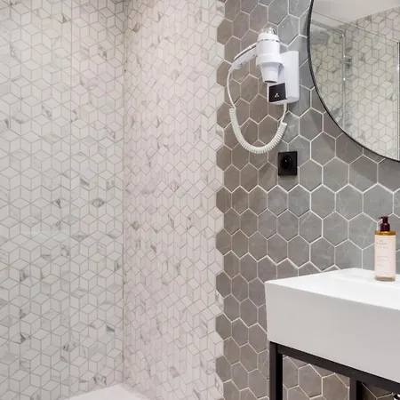 Western Le Picardy Hotel 4*