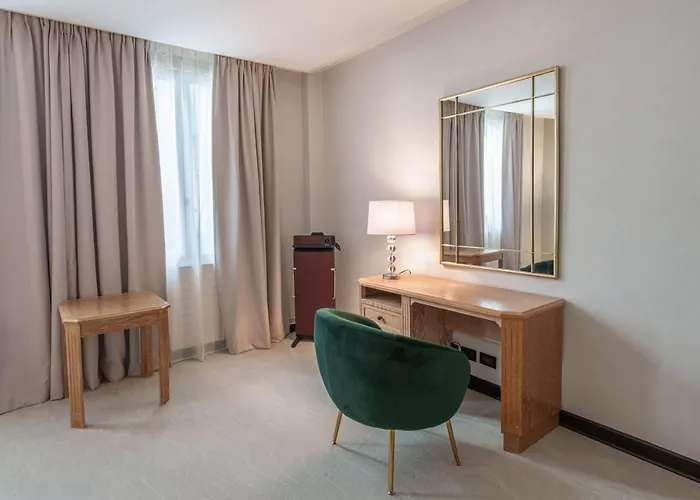 Hotel Western Le Picardy 4*