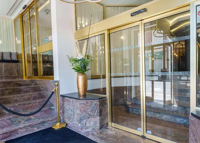 Western Le Picardy Hotel