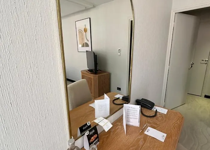 Western Le Picardy Hotel