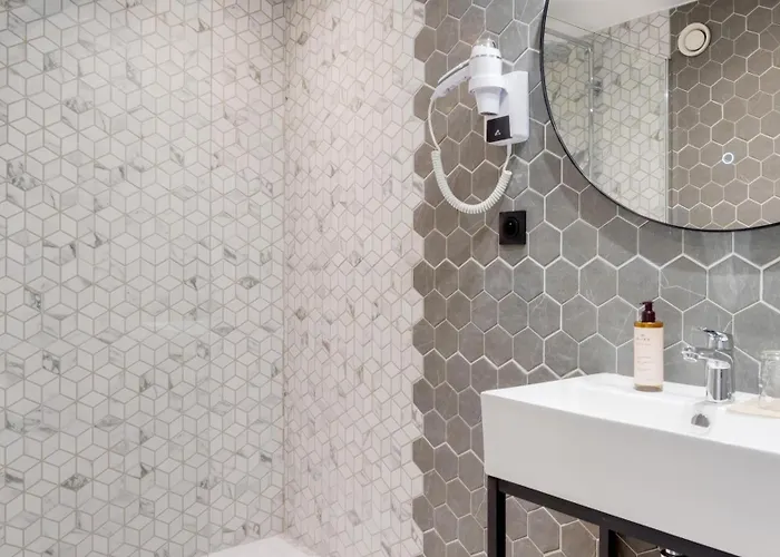 Western Le Picardy Hotel 4*